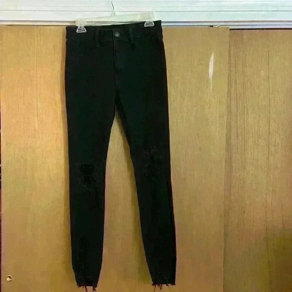 Women’s American Eagle jeans - Picture 1 of 7